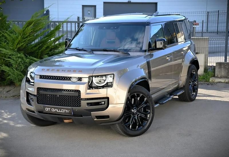 Bronze Occasion 2025 Land Rover Defender SUV | 174 900 € - Image 1/4