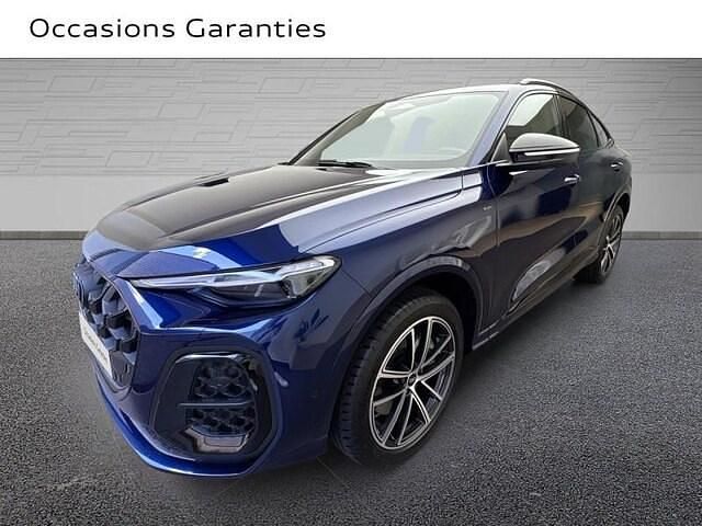 Bleu navarre métallisé Utilisé 2025 Audi Q5 Design SUV | 81 900 € - Image 1/4