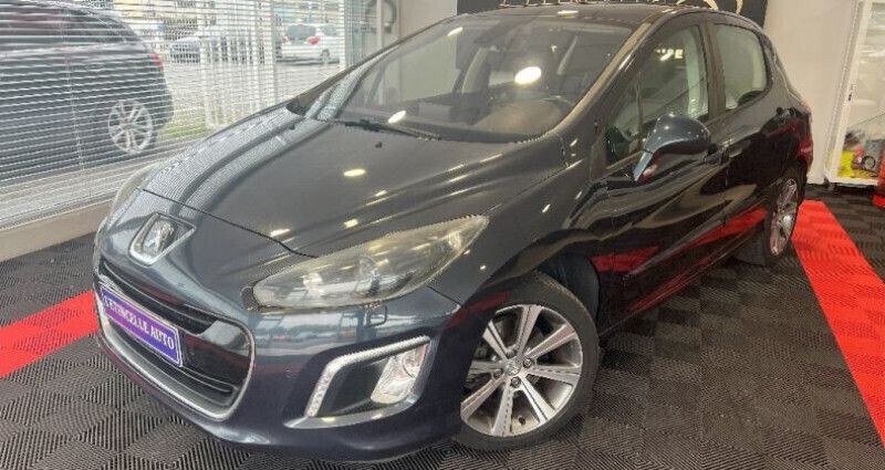 Utilisé 2013 Peugeot 308 Berline | 5 999 € - Image 1/4
