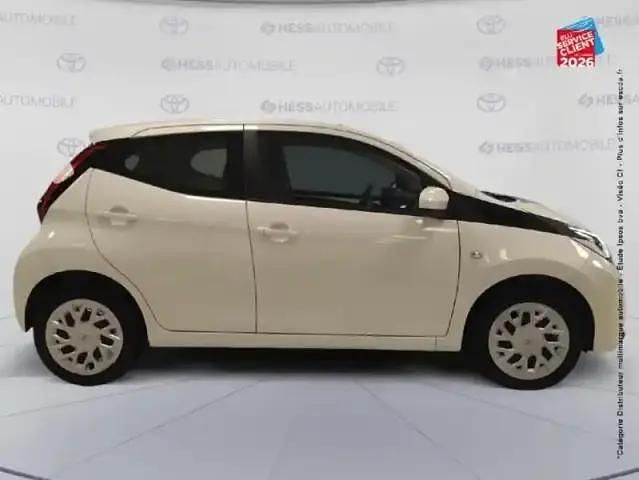 Occasion Toyota Aygo X-play 73 ch (53 kW) 2021 Blanc Citadine