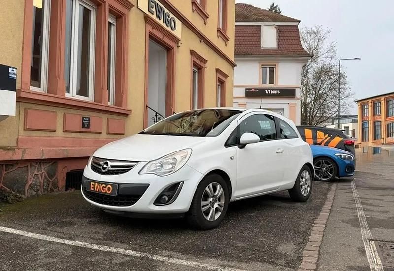 Occasion Opel Corsa Color Edition 95 ch (69 kW) 2011 Blanc Citadine