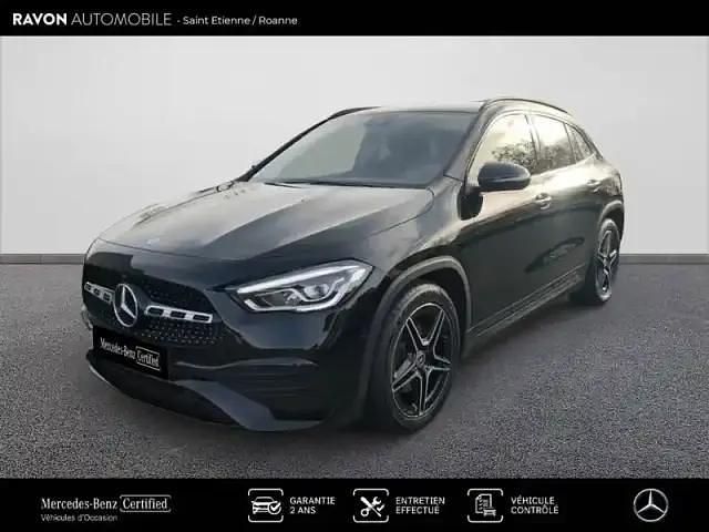 Kosmosblack met. Utilisé 2022 Mercedes GLA200 SUV | 37 790 € (Prix juste) - Image 1/4