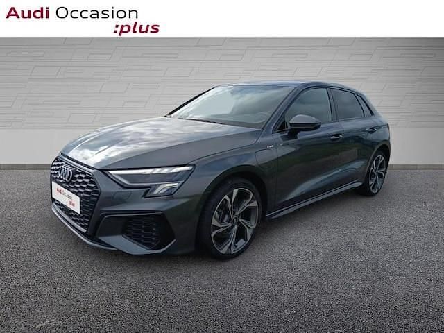 Gris daytona nacré Utilisé 2022 Audi A3 Sportback e-tron S-Line Citadine | 29 897 € (Prix juste) - Image 1/4