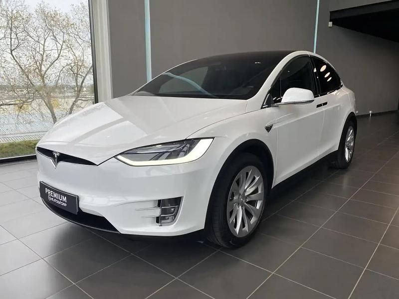 Blanc Occasion 2018 Tesla Model X SUV | 75 900 € - Image 1/4