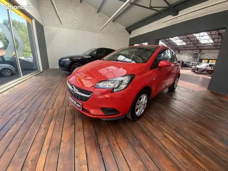 Rouge Utilisé 2015 Opel Corsa Essentia Berline | 6 490 € (Bon prix) - Image 1/4
