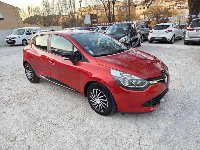 Occasion Renault Clio IV Expression 90 ch (66 kW) 2012 Rouge Berline
