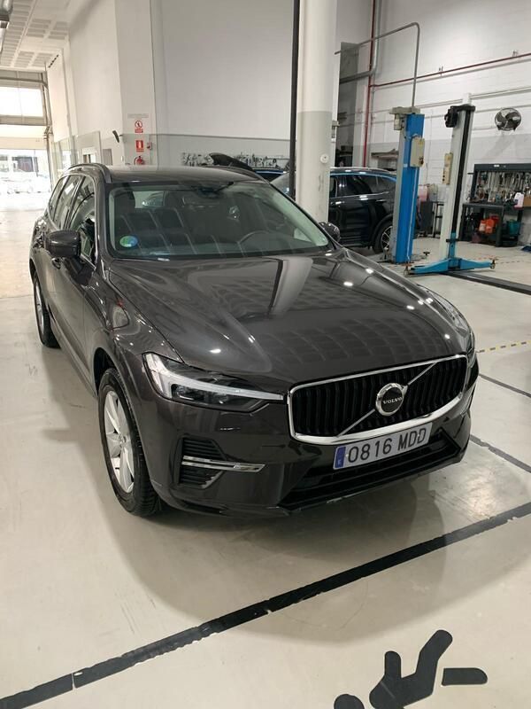 Gris Utilisé 2022 Volvo XC60 SUV | 28 912 € - Image 1/4