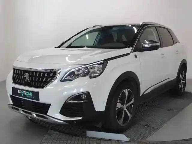 Blanc nacré (s) Utilisé 2019 Peugeot 3008 Crossway SUV | 18 490 € (Prix juste) - Image 1/4