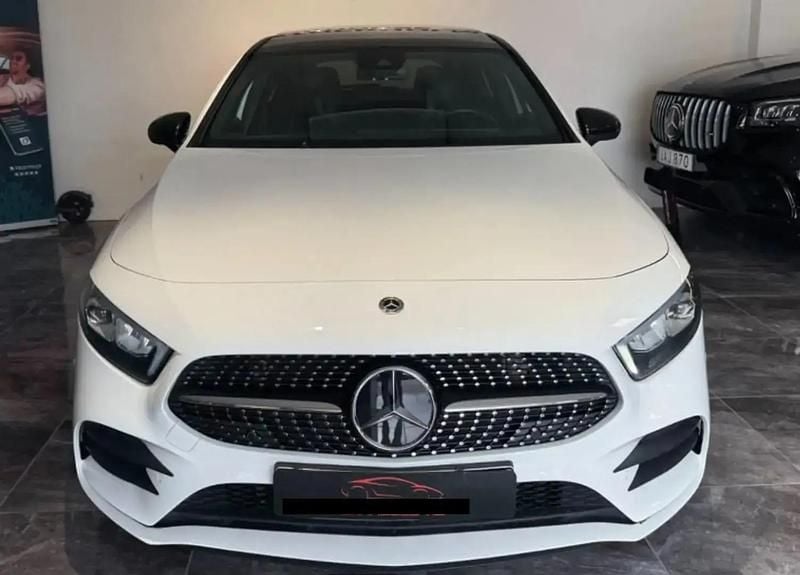 Blanc Utilisé 2019 Mercedes A200 AMG line Berline | 21 600 € (Bon prix) - Image 1/4