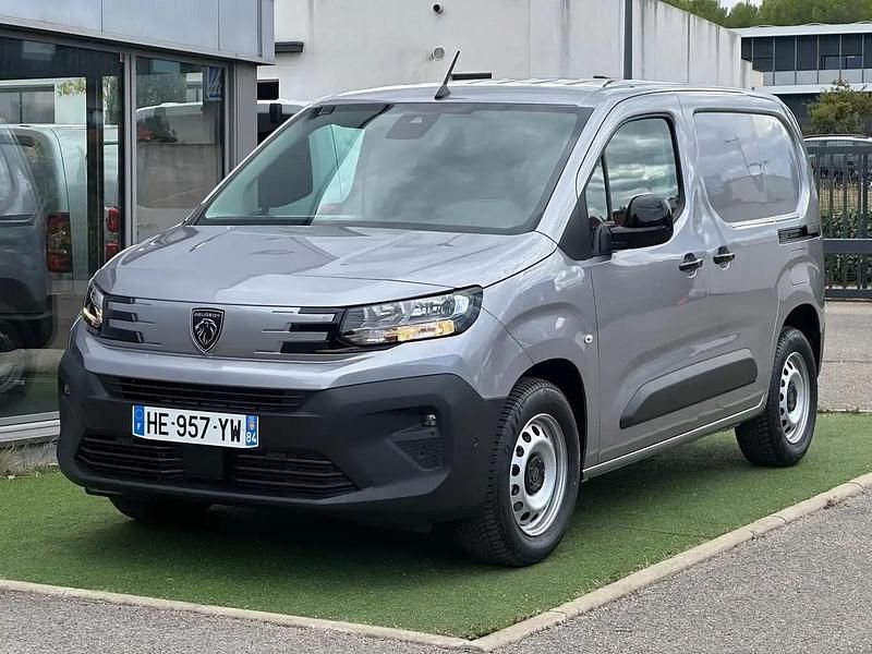 Gris Nouvelle 2025 Peugeot Partner Van | 27 000 € (Prix assez cher) - Image 1/4