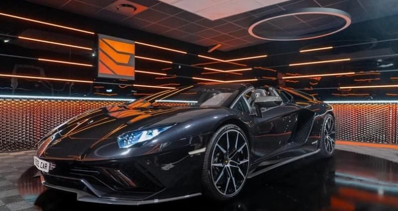 Utilisé 2019 Lamborghini Aventador Cabriolet | 450 000 € (Prix juste) - Image 1/4