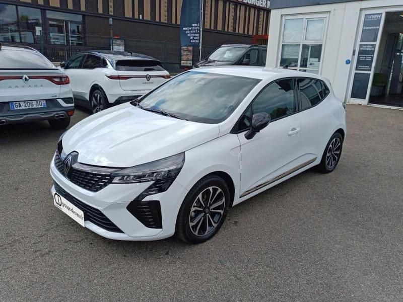 Blanc Utilisé 2024 Renault Clio V Techno Berline | 22 080 € (Prix assez cher) - Image 1/4