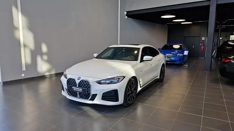 Blanc Utilisé 2023 BMW 420 M Sport Coupé | 37 990 € (Super prix) - Image 1/4