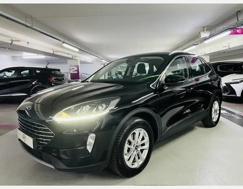 Noir Occasion 2022 Ford Kuga Titanium SUV | 13 900 € (Super prix) - Image 1/4