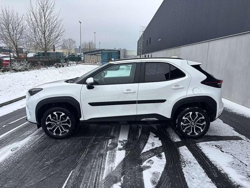 Occasion Toyota Yaris Cross Design 92 ch (67 kW) 2025 Blanc SUV