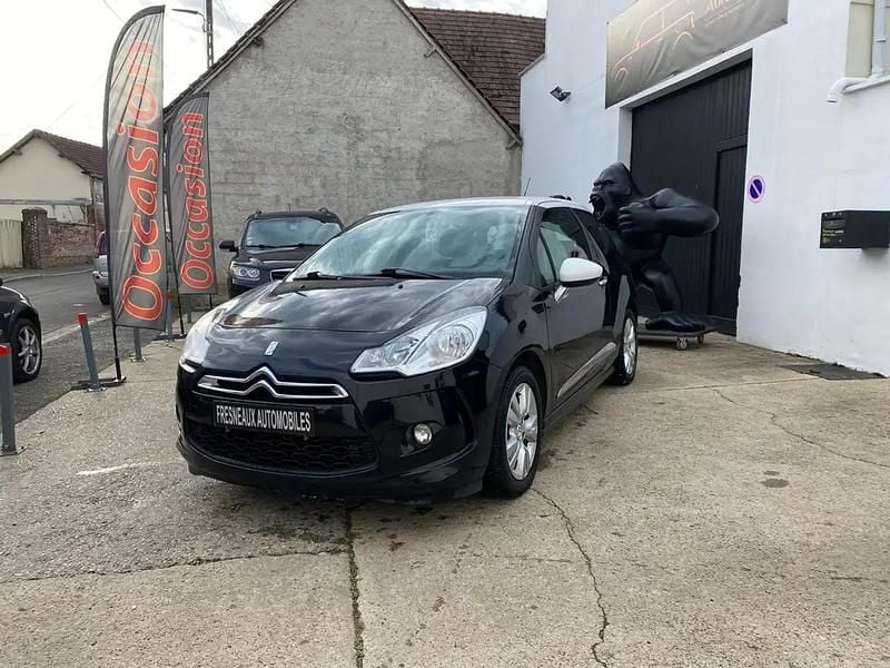 Noir Occasion 2012 Citroën DS3 Chic Citadine | 4 960 € (Prix juste) - Image 1/4