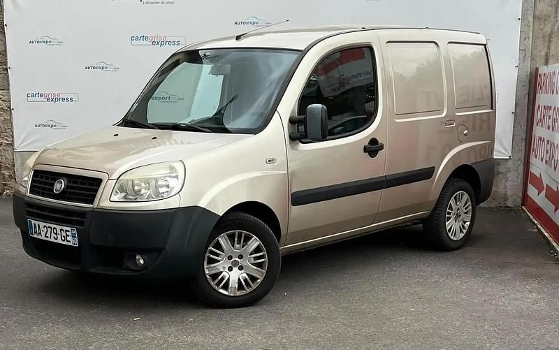 Beige Utilisé 2009 Fiat Doblò Monospace | 4 500 € - Image 1/4