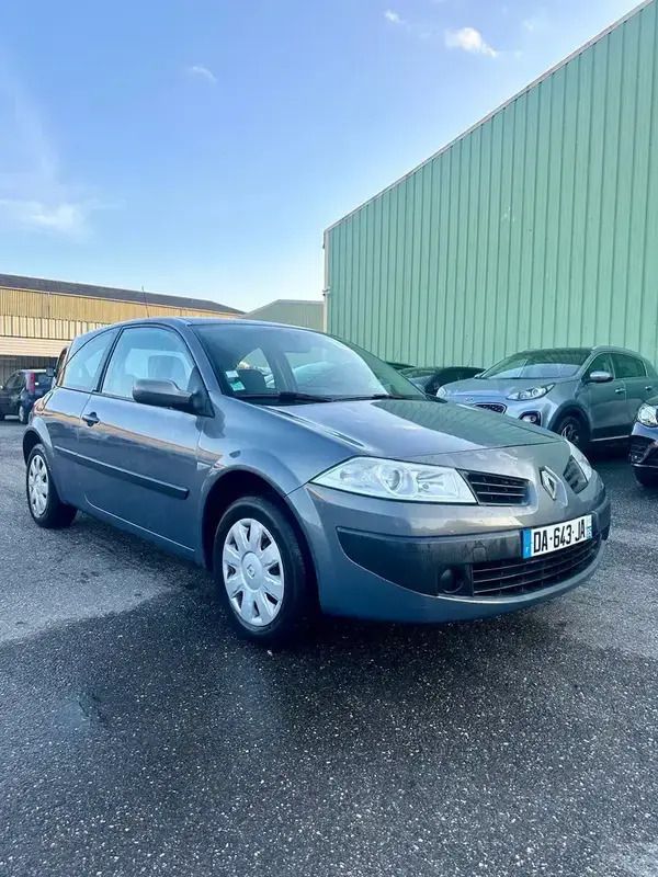 Utilisé 2007 Renault Mégane II Authentique Berline | 2 790 € - Image 1/4