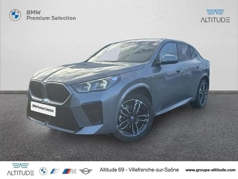 Gris Occasion 2025 BMW X2 M Sport SUV | 42 590 € (Bon prix) - Image 1/4