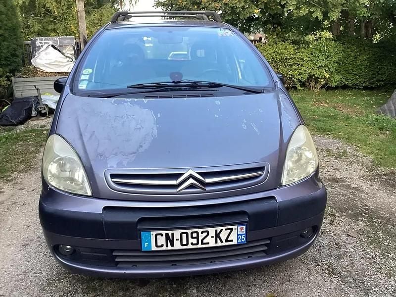 Occasion Citroën Xsara Picasso 90 ch (66 kW) 2005 Gris Monospace