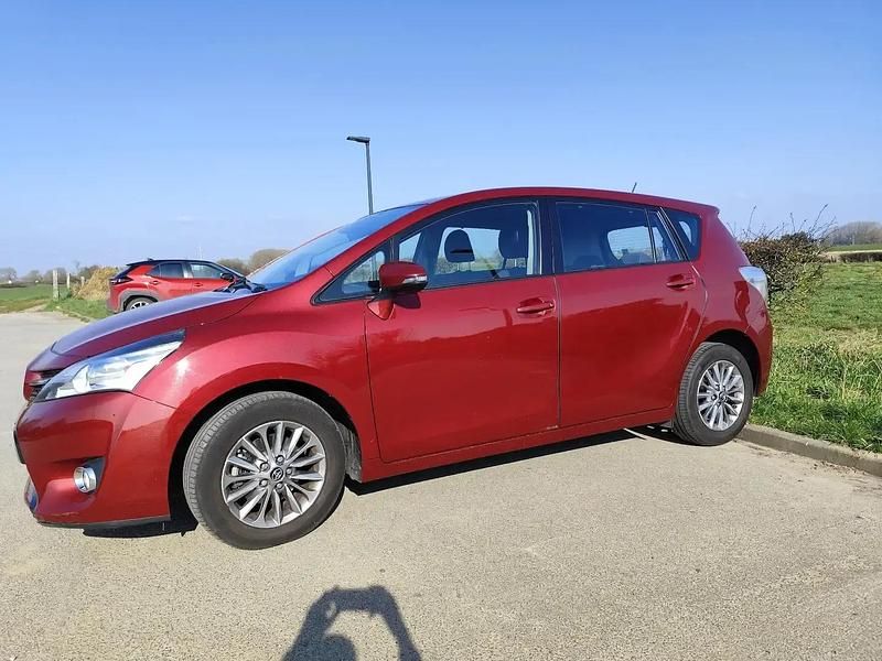 Utilisé 2017 Toyota Verso Monospace | 5 500 € (Prix juste) - Image 1/4