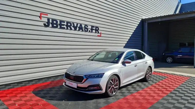 Utilisé 2020 Skoda Octavia Style Berline | 20 990 € (Prix juste) - Image 1/4
