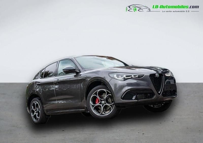 Utilisé 2024 Alfa Romeo Stelvio SUV | 47 900 € (Prix cher) - Image 1/4