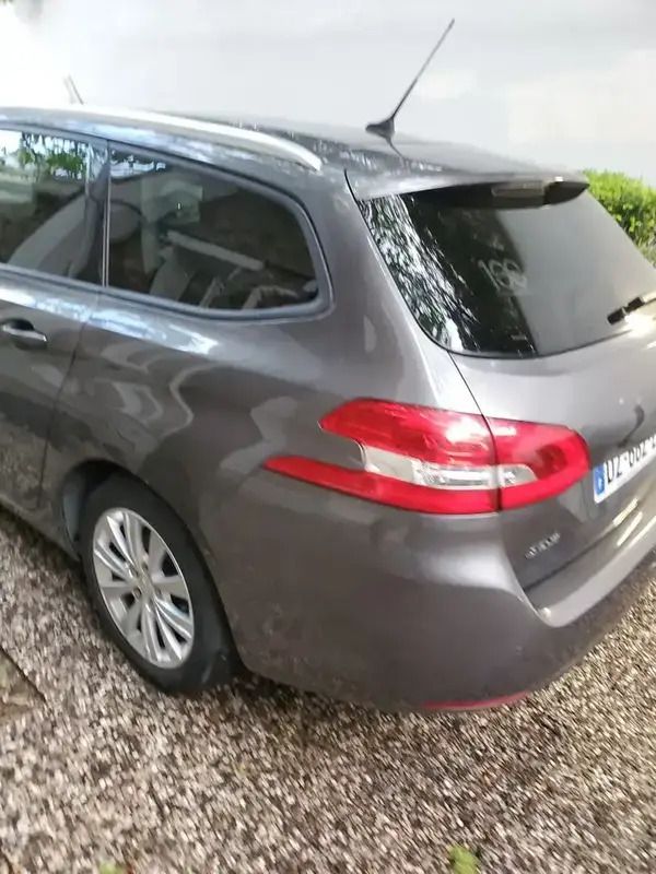 Utilisé 2016 Peugeot 308 Active Break | 8 600 € (Bon prix) - Image 1/4