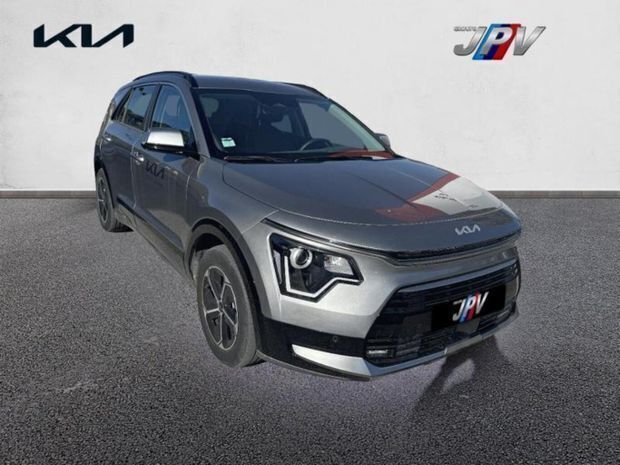Utilisé 2025 Kia Niro Premium SUV | 34 880 € (Prix cher) - Image 1/4