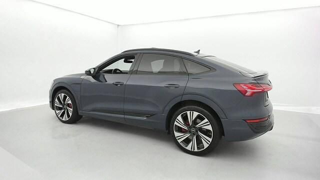 Occasion Audi Q8 Sportback e-tron S-Line 300 kW (408 ch) 2024 Bleu plasma métallisé SUV