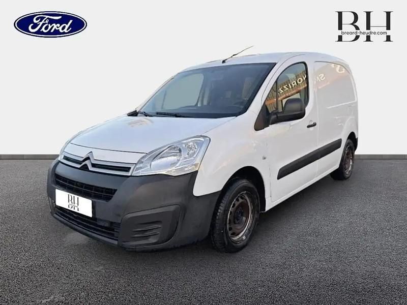 Blanc Occasion 2017 Citroën Berlingo Comfort Monospace | 10 880 € - Image 1/4
