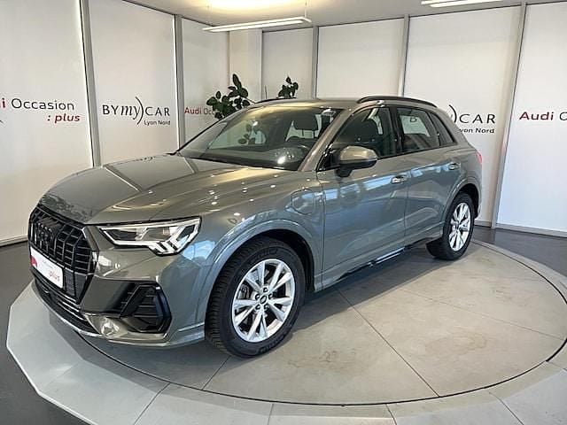 Gris chronos métallisé Utilisé 2023 Audi Q3 S-Line SUV | 34 997 € (Bon prix) - Image 1/4
