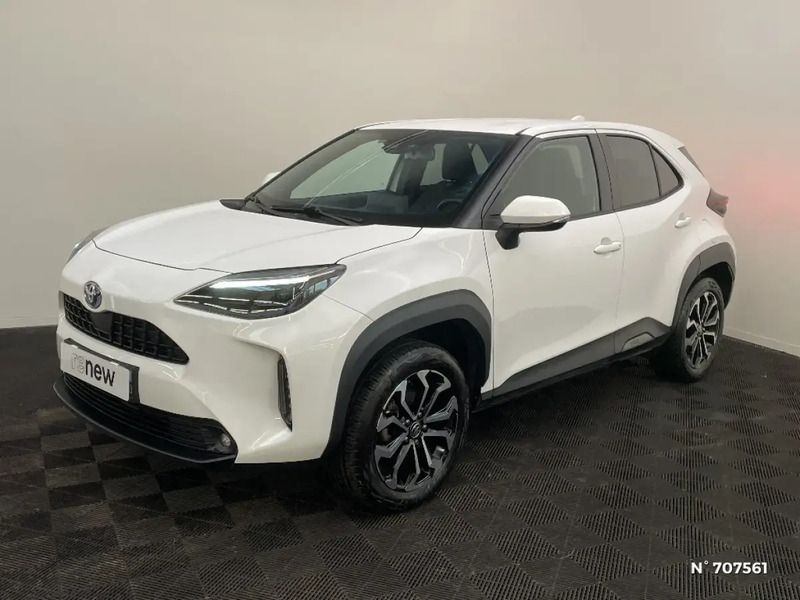 Blanc Utilisé 2022 Toyota Yaris Cross Design SUV | 21 990 € (Prix juste) - Image 1/4