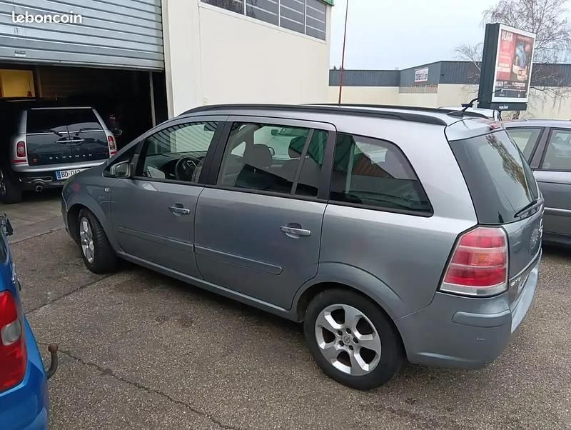 Occasion Opel Zafira 106 ch (77 kW) 2005 Gris Monospace