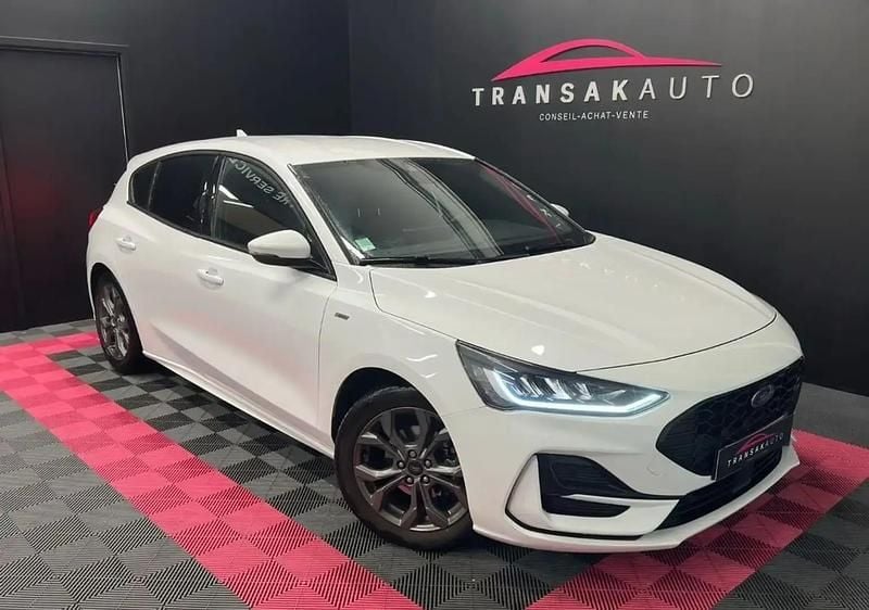 Blanc Occasion 2023 Ford Focus ST-Line X Berline | 19 990 € (Bon prix) - Image 1/4