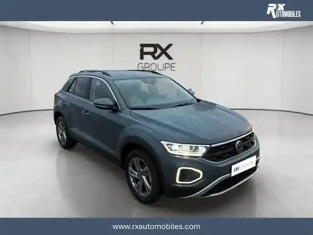 Bleu petrole Occasion 2025 VW T-Roc SUV | 30 900 € (Prix juste) - Image 1/4