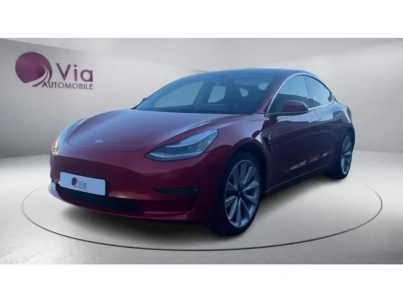 Rouge Utilisé 2019 Tesla Model 3 Long Range Berline | 22 990 € (Prix juste) - Image 1/4