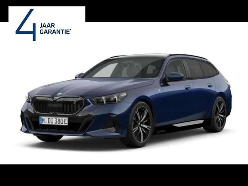 Bleu Occasion 2025 BMW i5 Comfort Edition Berline | 72 950 € - Image 1/4