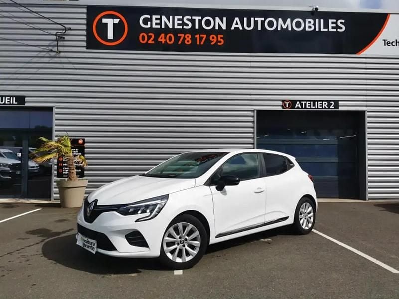 Blanc Utilisé 2022 Renault Clio V Evolution Berline | 12 990 € (Super prix) - Image 1/4