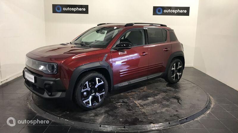 Rouge Nouvelle 2025 Renault 4 E-Tech Techno SUV | 33 490 € (Prix juste) - Image 1/4