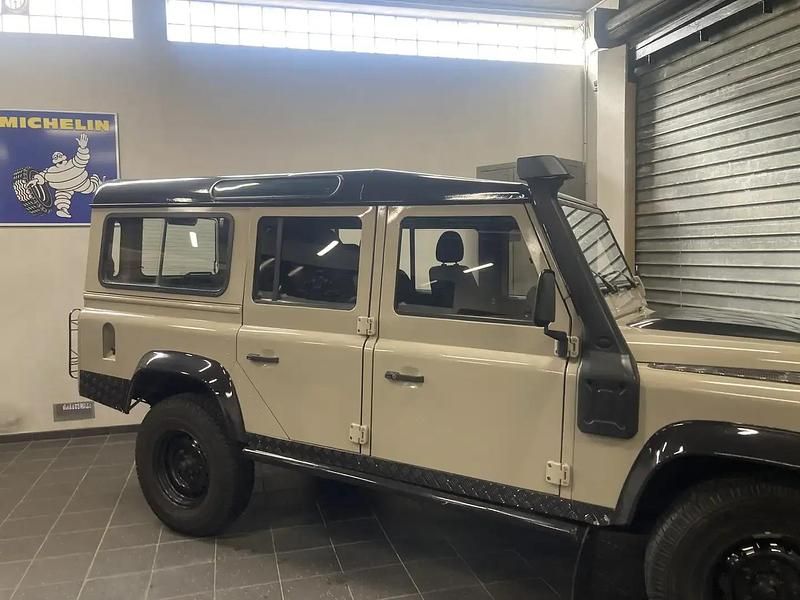 Beige Utilisé 2011 Land Rover Defender S SUV | 34 000 € (Prix juste) - Image 1/4
