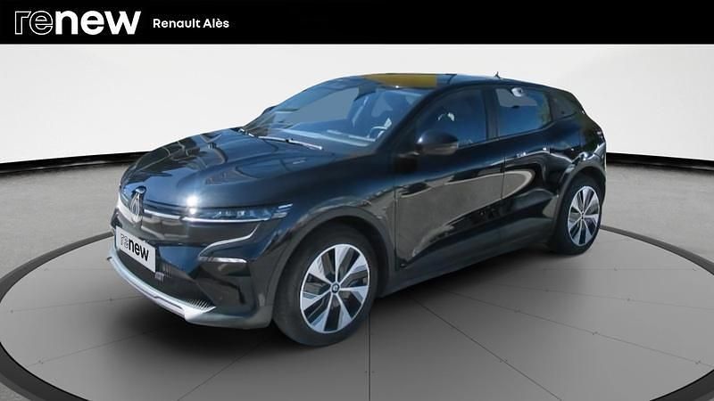Noir Utilisé 2023 Renault Mégane Evolution Berline | 21 990 € (Bon prix) - Image 1/4