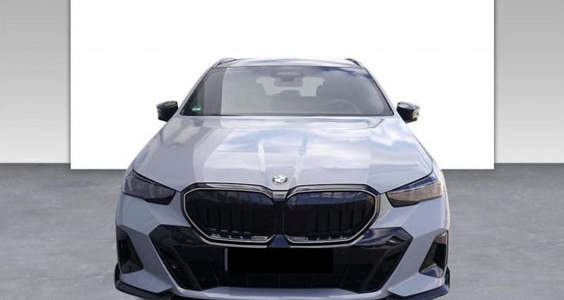 Utilisé 2024 BMW 540 Performance Break | 96 900 € - Image 1/4