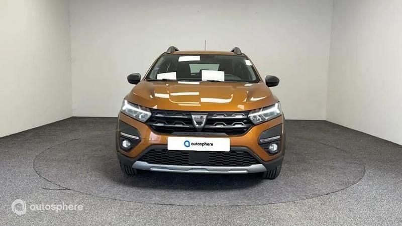Image 2/4