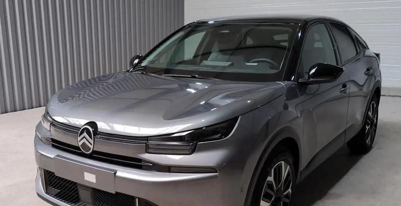 Gris Nouvelle 2025 Citroën C4 SUV | 24 690 € (Prix juste) - Image 1/4