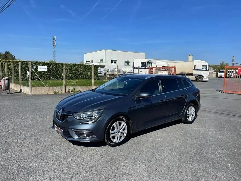 Gris Utilisé 2017 Renault Mégane IV Business Break | 8 990 € (Prix juste) - Image 1/4