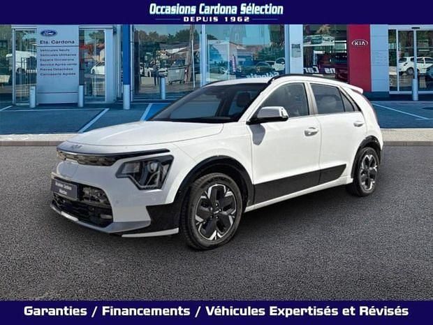 Blanc Utilisé 2023 Kia e-Niro 2 SUV | 26 990 € (Prix juste) - Image 1/4
