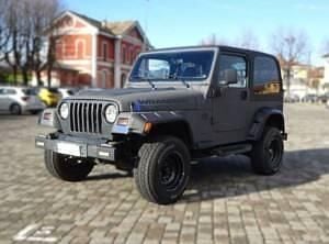 Occasion Jeep Wrangler Sport 118 ch (86 kW) 1997 Gris SUV