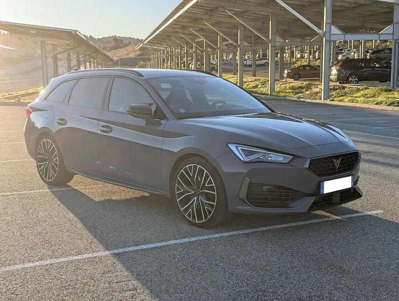 Gris Occasion 2024 Cupra Leon VZ Break | 37 000 € (Bon prix) - Image 1/4