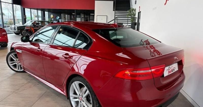 Occasion Jaguar XE R-Sport 181 ch (133 kW) 2015 Rouge Berline